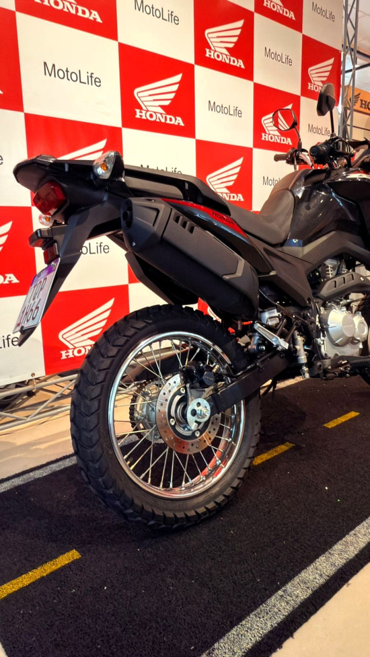 2ff02b11-dd37-4345-983f-297b1860a54f