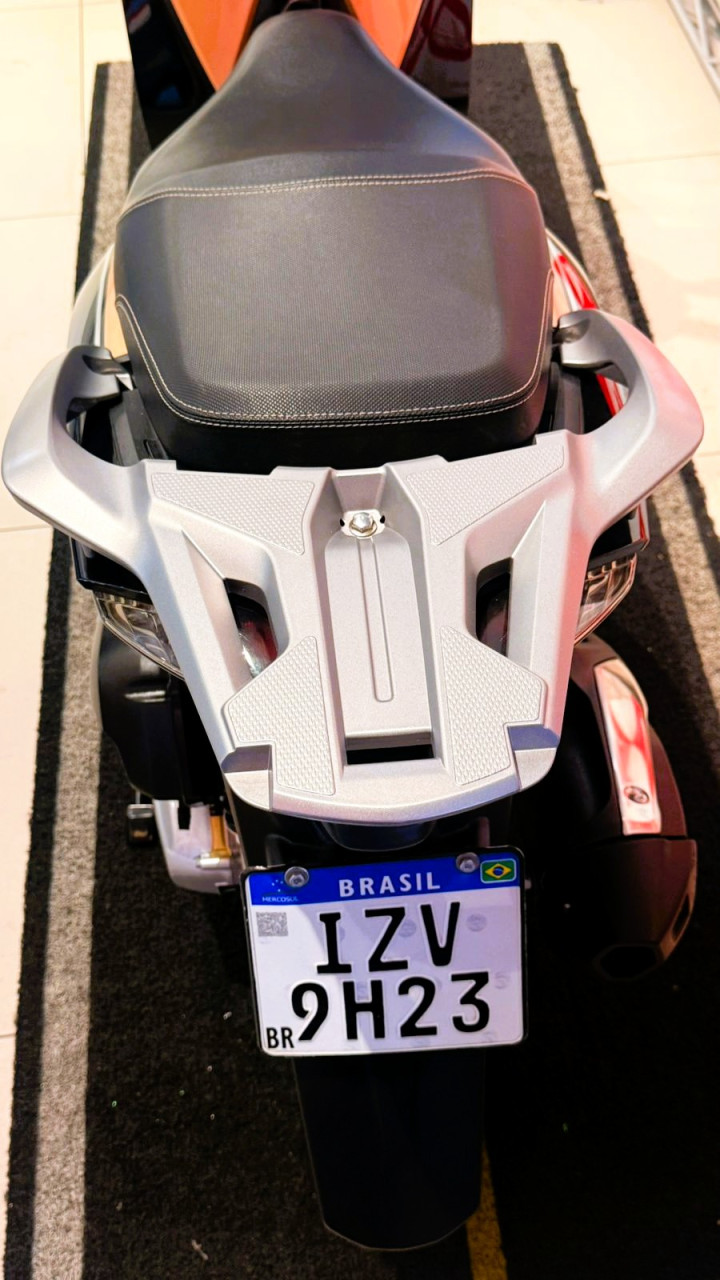 789b383f-0f0f-4850-9880-aa819623de80