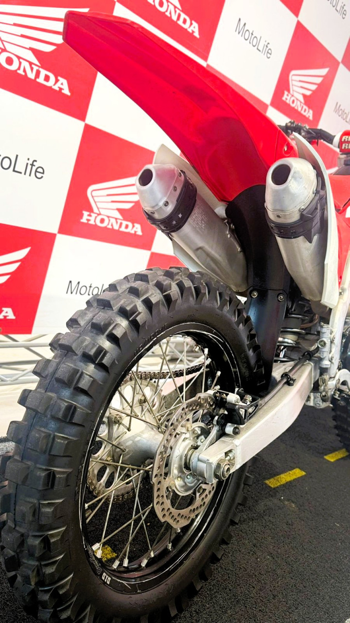 5863fcf3-14e4-42e8-8e04-eea9b1bbf206