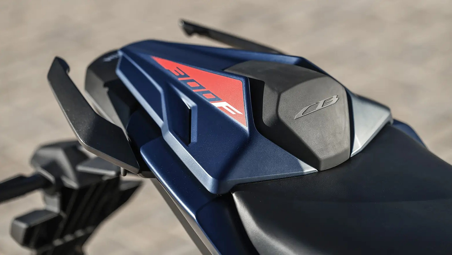 CB300F Twister S 2027_ DET_11