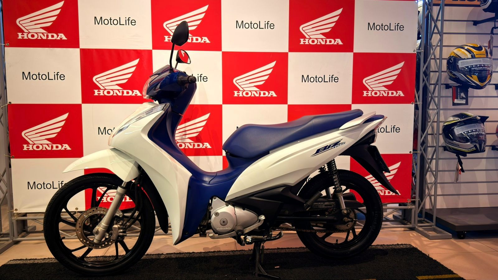 fa415717-b288-4e28-83e0-6fbe0f5f7659