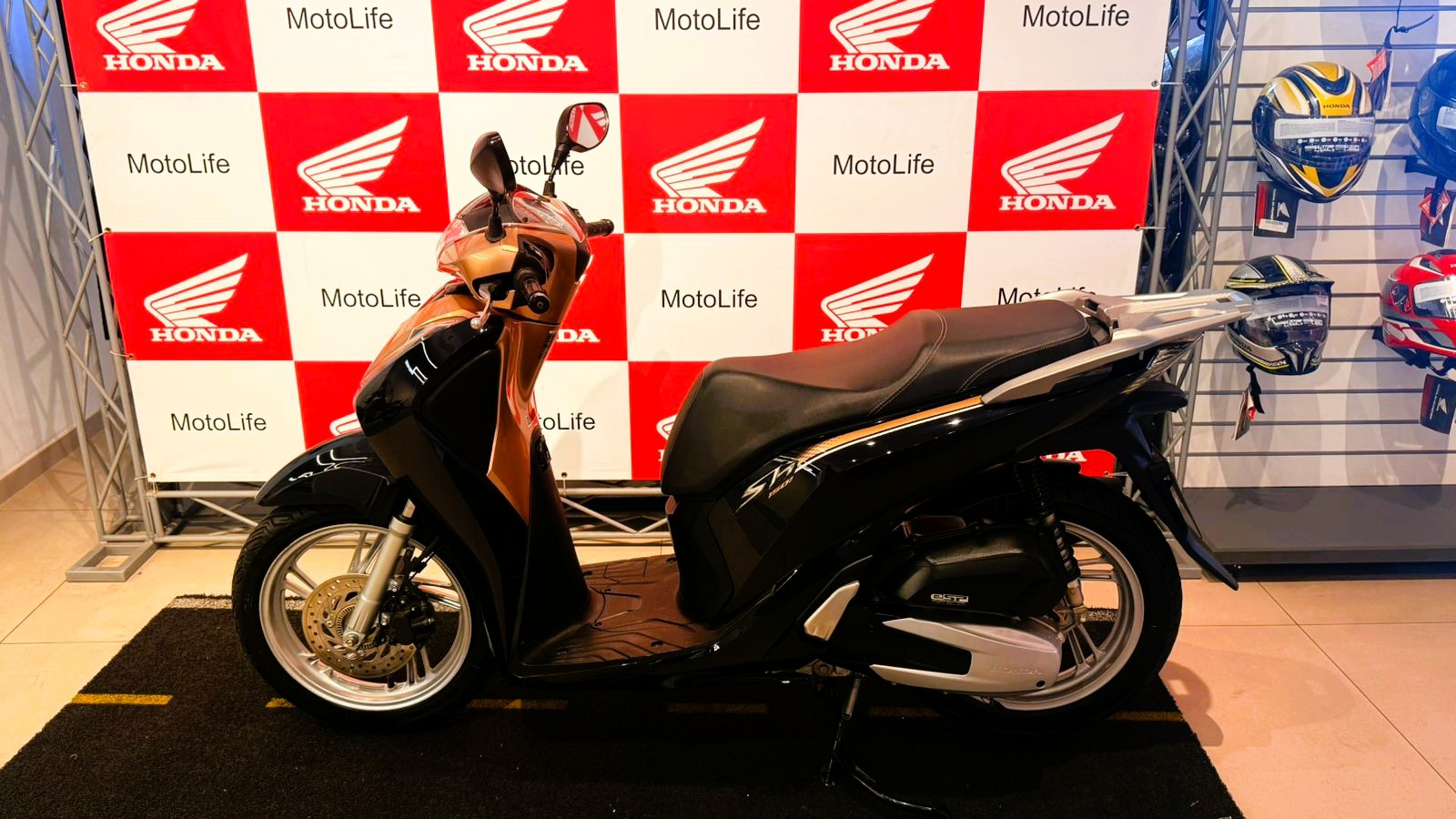 15bb423c-588f-4490-ab6c-269aaa5e9523