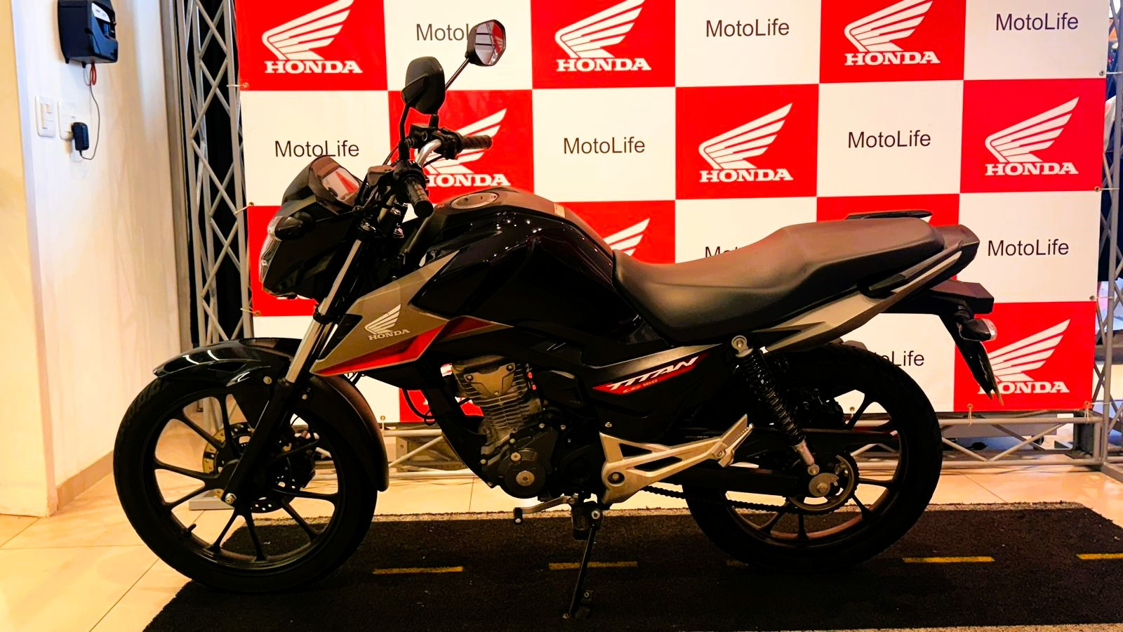 8603f359-8d0f-468f-8dd0-c932eb1b4a46