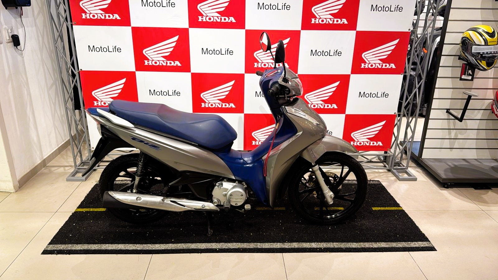 BIZ 125