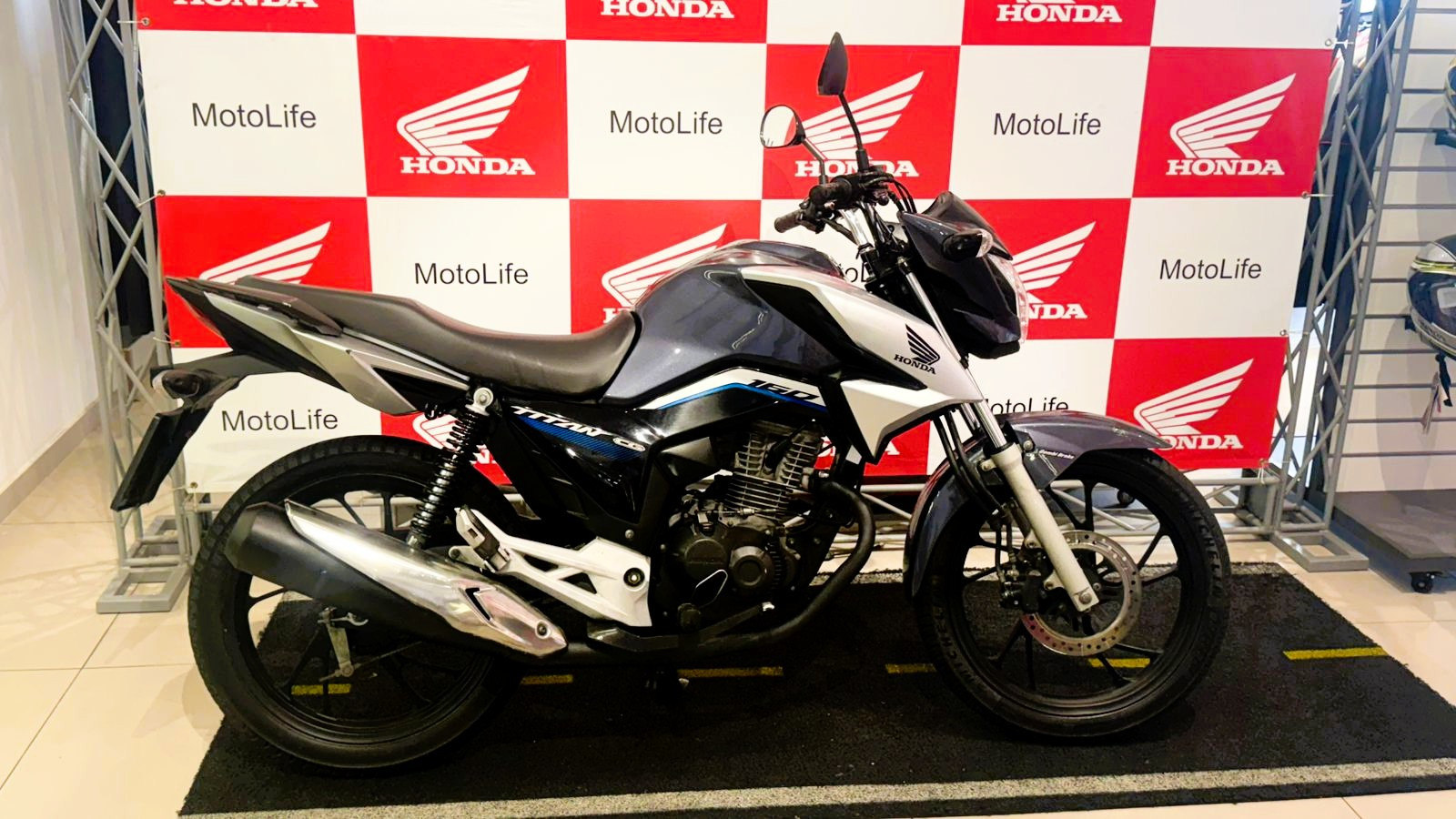 d2e0f378-11cd-4a4a-bcdb-9c4076962f4e